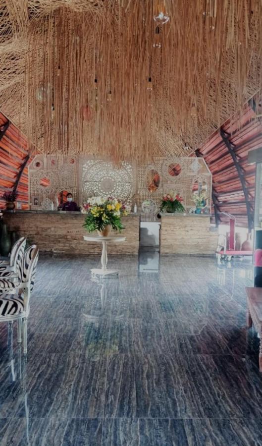 Dusun Semilir Hotel&Resort Semarang Bagian luar foto